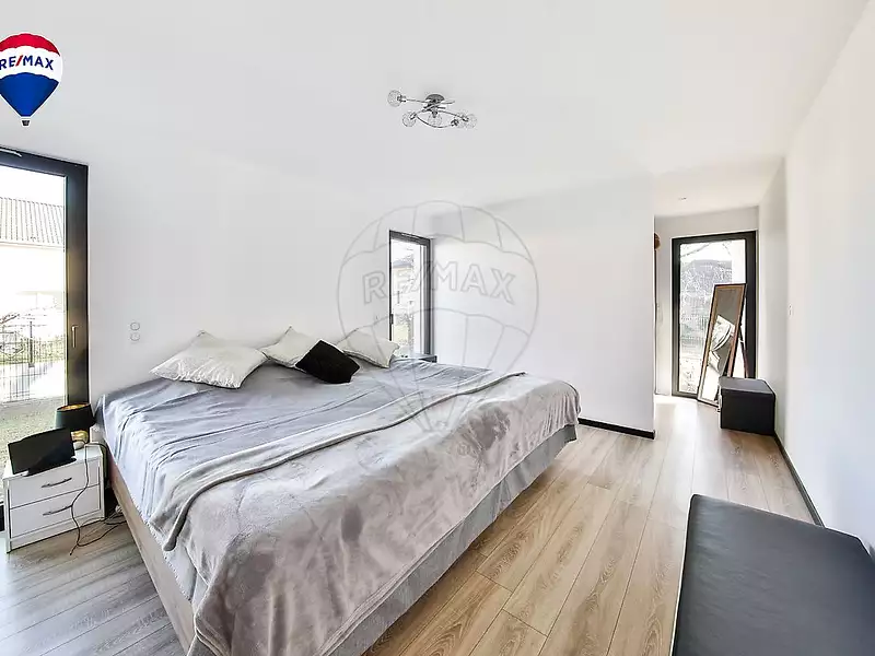 Maison, 348 m²