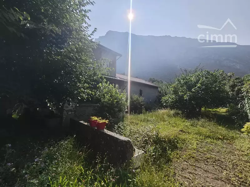 Immeuble, 288 m²