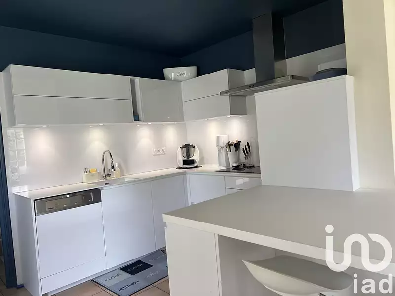 Maison, 235 m²