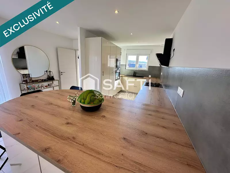 Maison, 148 m²
