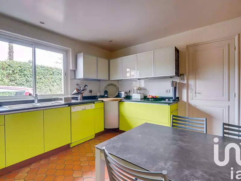 Maison, 219 m²