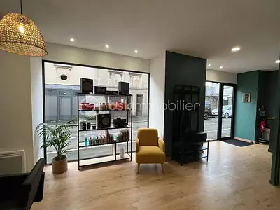 Immeuble, 375 m²