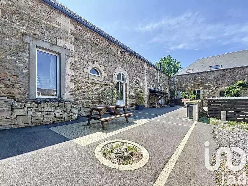 Maison, 284 m²
