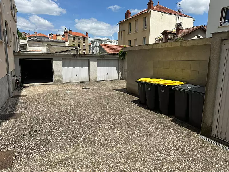 Immeuble, 755 m²