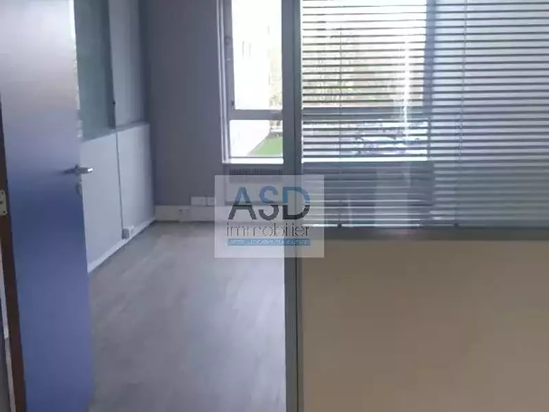 Divers, 390 m²