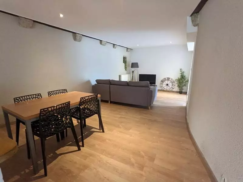 Immeuble, 188 m²