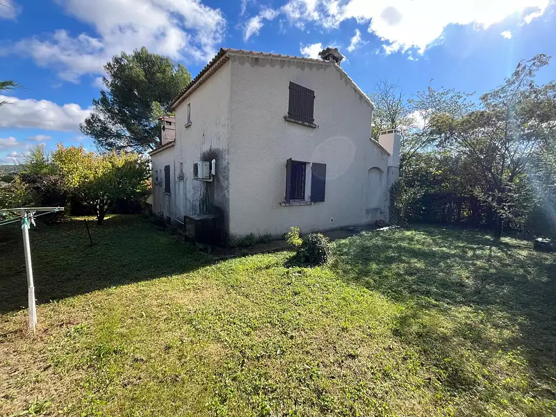 Maison, 144 m²
