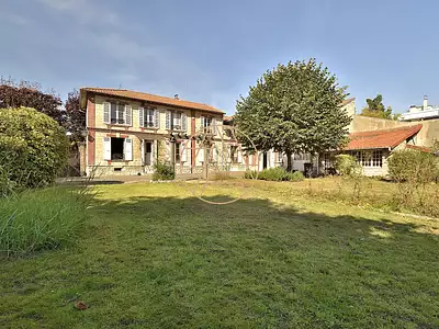 Maison, 270 m²