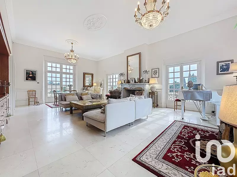 Maison, 283 m²