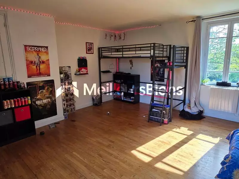 Maison, 275 m²
