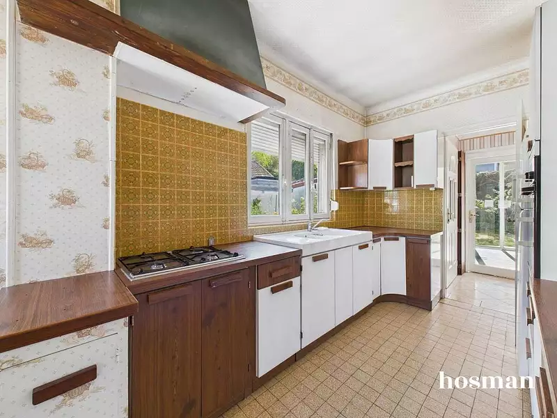 Maison, 200 m²