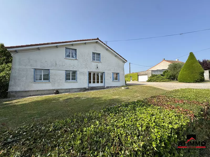 Maison, 249 m²