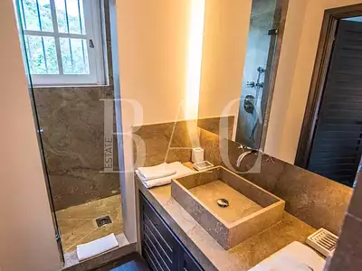 Maison, 650 m²