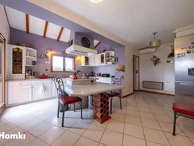Maison, 234 m²