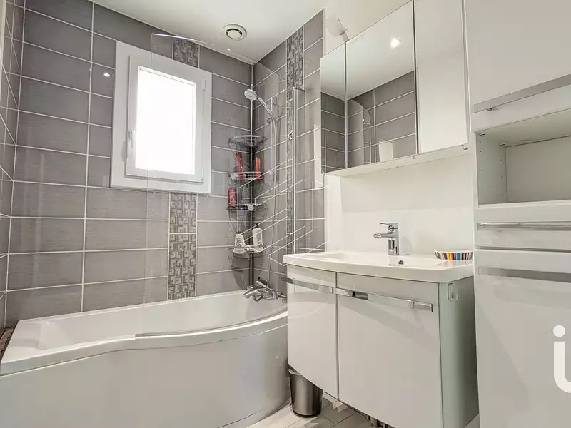 Maison, 142 m²