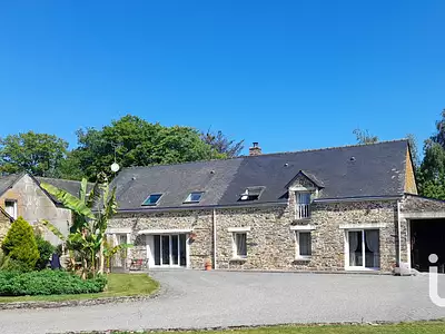Maison, 210 m²