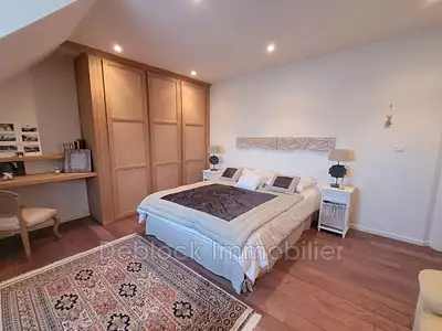 Maison, 290,1 m²