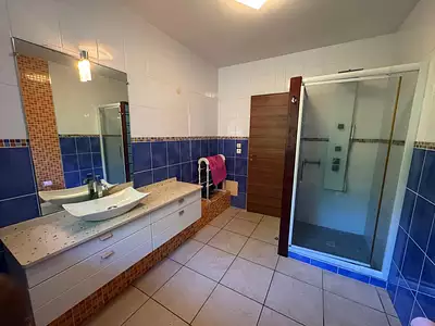 Maison, 205 m²