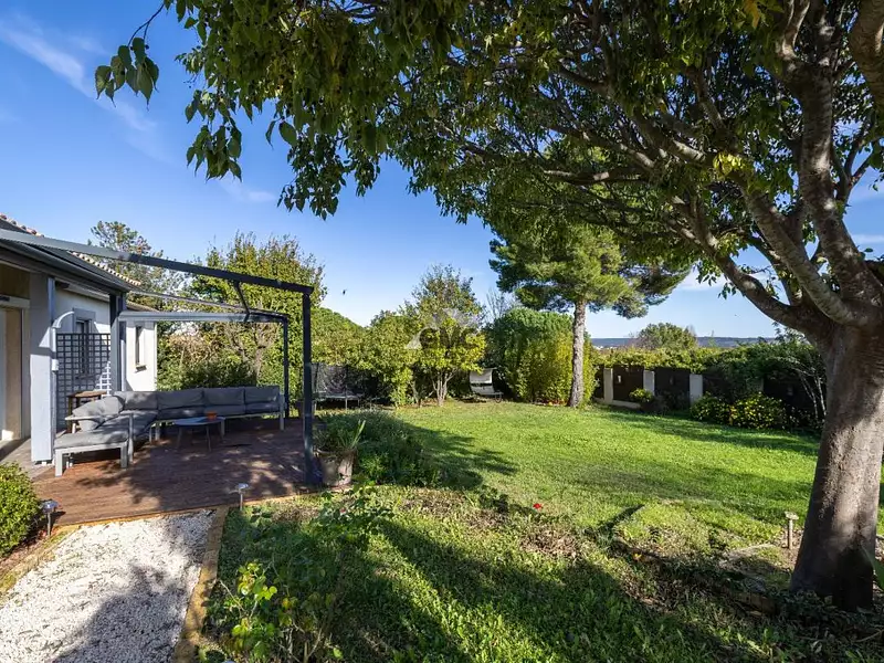 Maison, 219 m²