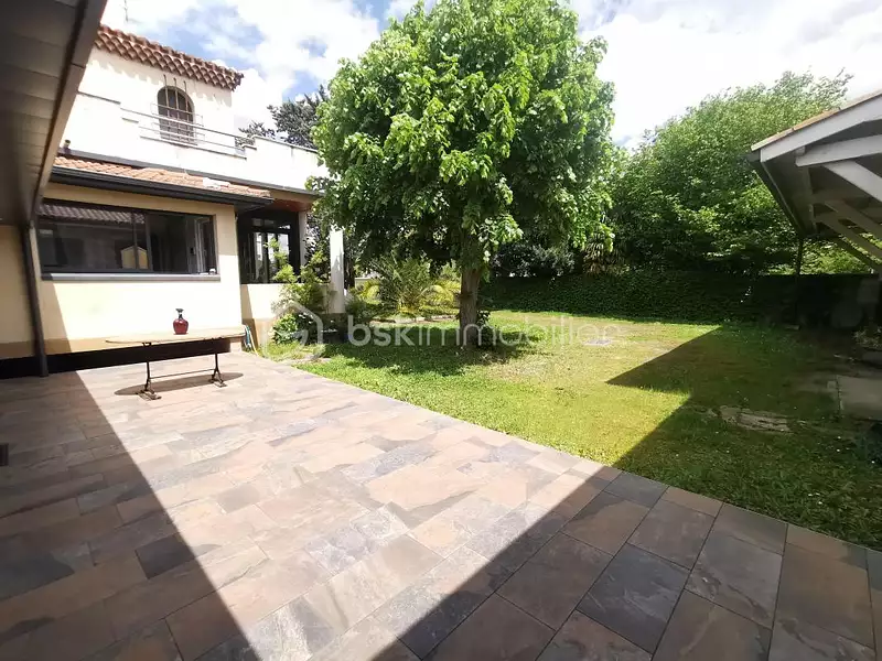 Maison, 200 m²