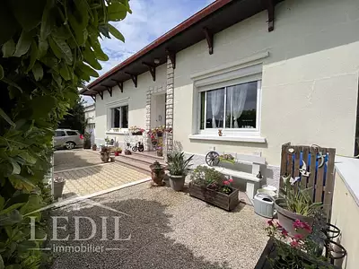 Maison, 223 m²