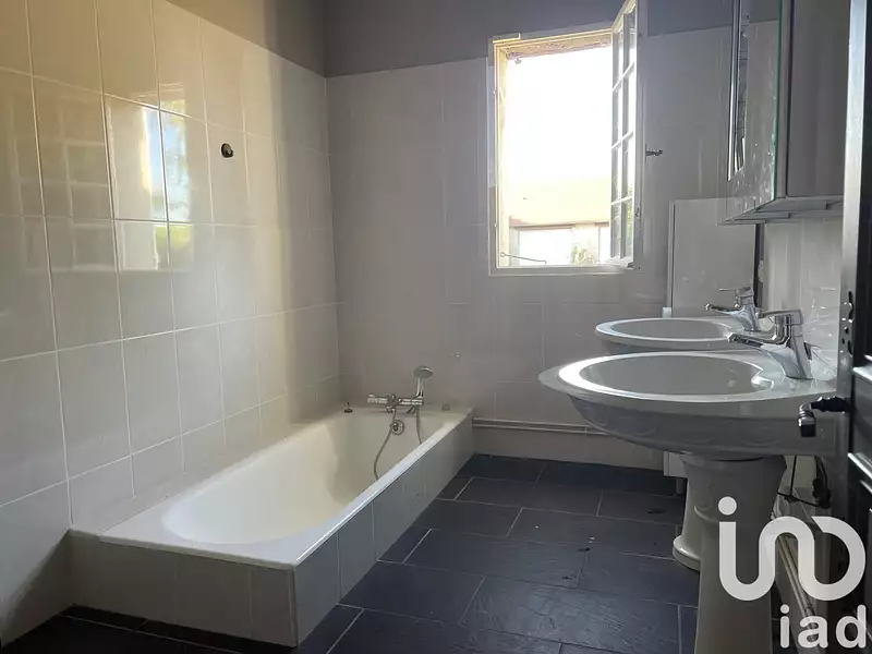 Maison, 300 m²