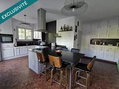 Maison, 300 m²