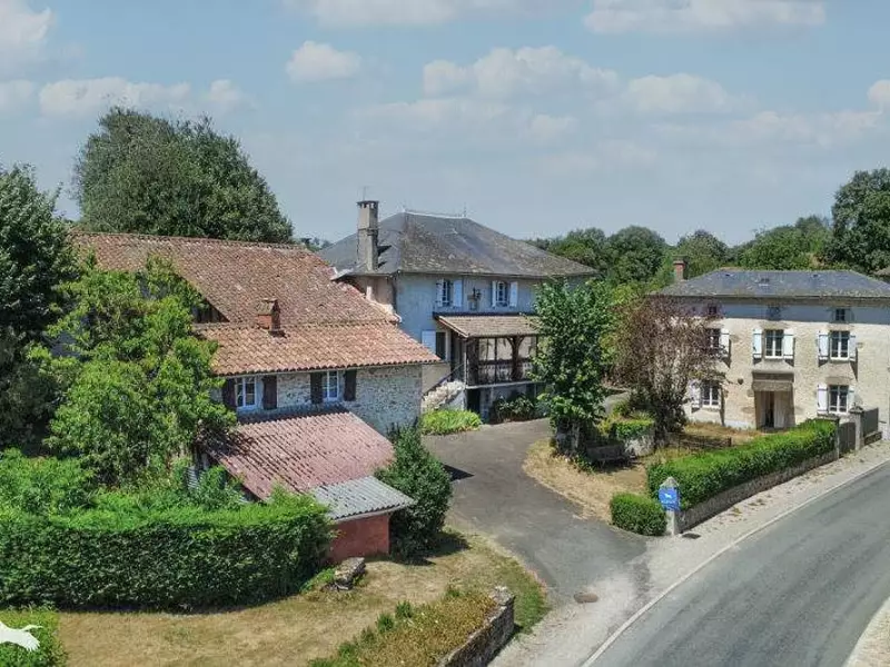 Maison, 282 m²