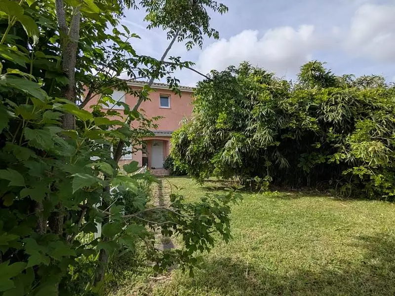 Maison, 160 m²