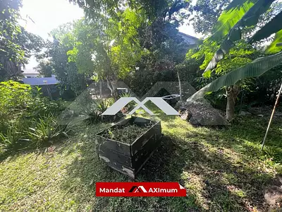 Terrain, 300 m²