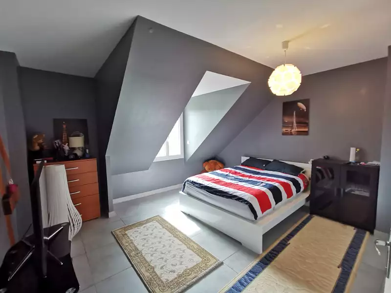 Maison, 220 m²
