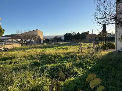 Terrain, 667 m²