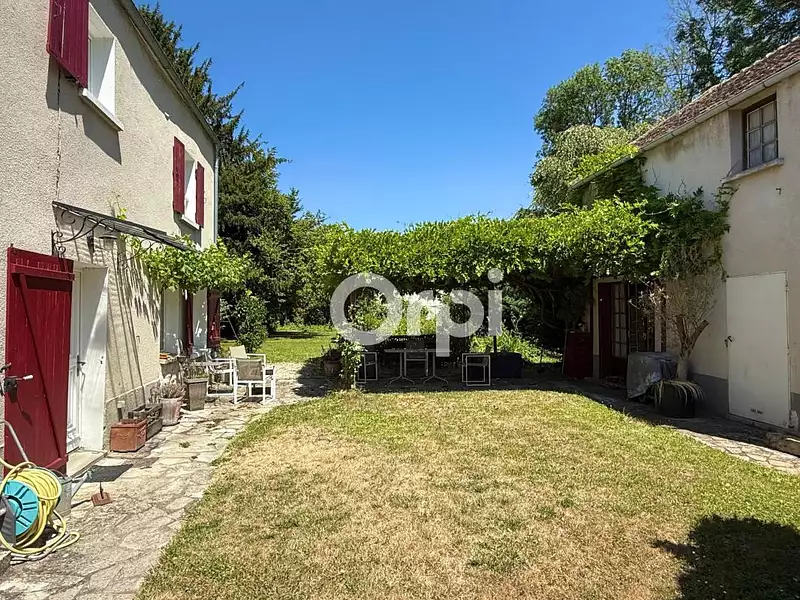 Maison, 174 m²