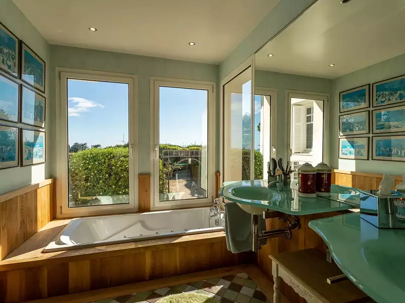 Maison, 338 m²