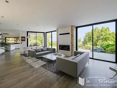Maison, 219 m²