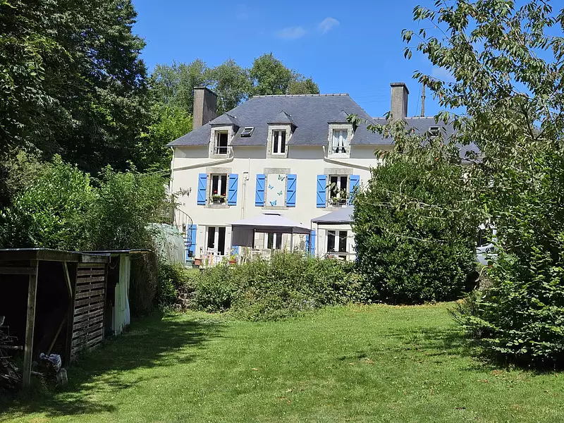 Maison, 166 m²