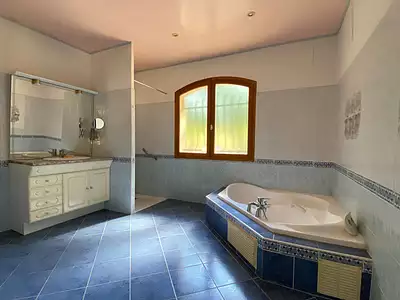 Maison, 203 m²
