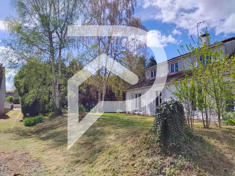 Maison, 132 m²