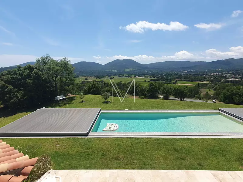 Maison, 260 m²