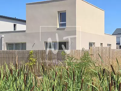 Maison, 106 m²