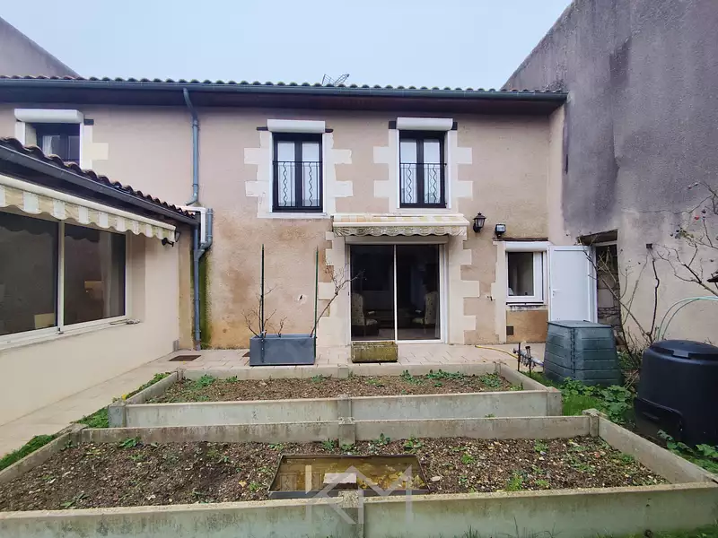 Maison, 160 m²