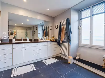 Maison, 363 m²