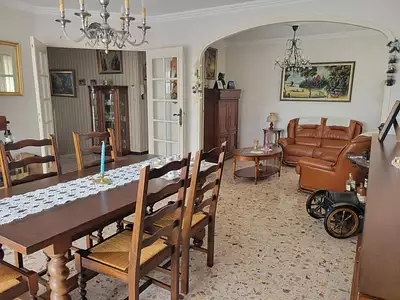 Maison, 146 m²