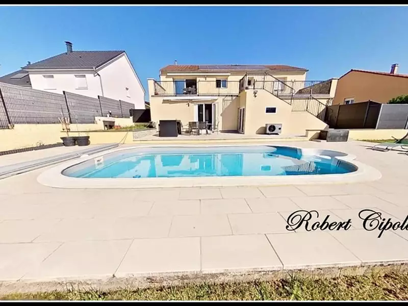 Maison, 185 m²