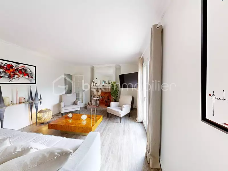 Maison, 213 m²