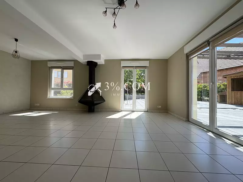 Maison, 166 m²