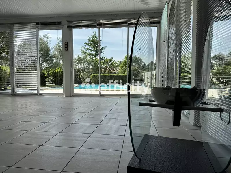 Maison, 193 m²