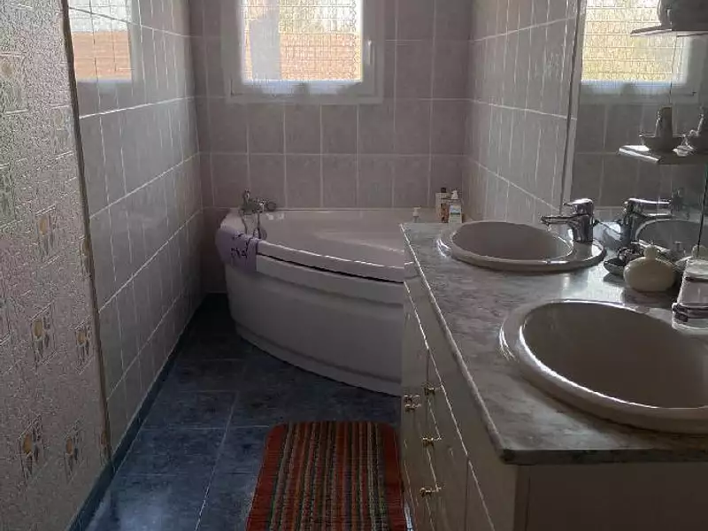 Maison, 180 m²