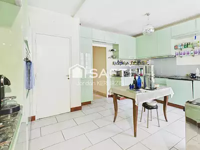 Maison, 380 m²