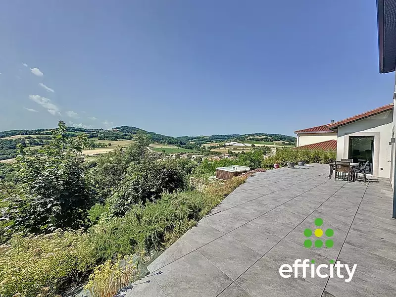 Maison, 132 m²